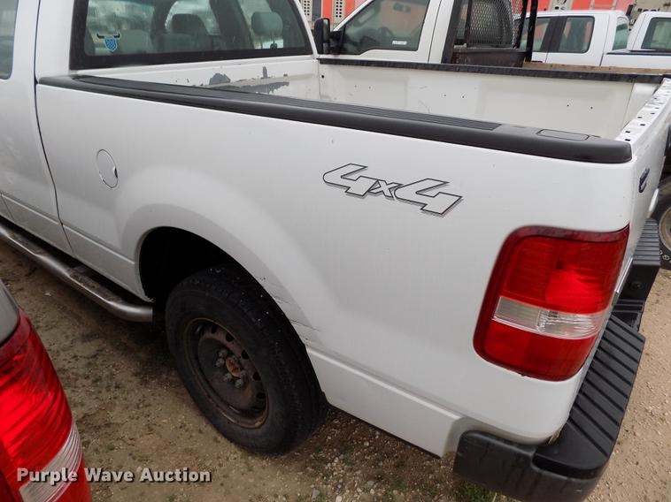 image for item FG9447 2008 Ford F150 XL SuperCab pickup truck