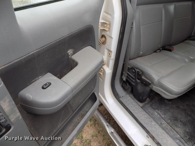 image for item FG9447 2008 Ford F150 XL SuperCab pickup truck