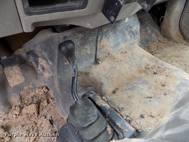 image for item FG9448 2009 Ford F350 Super Duty XL flatbed pickup truck