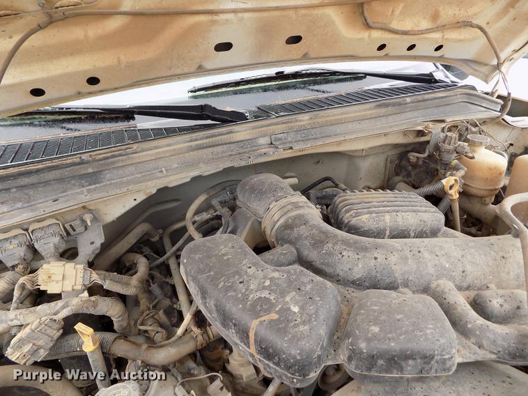 image for item FG9448 2009 Ford F350 Super Duty XL flatbed pickup truck