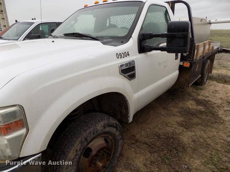 image for item FG9448 2009 Ford F350 Super Duty XL flatbed pickup truck