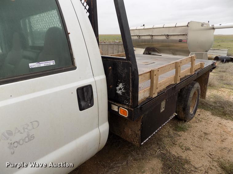 image for item FG9448 2009 Ford F350 Super Duty XL flatbed pickup truck