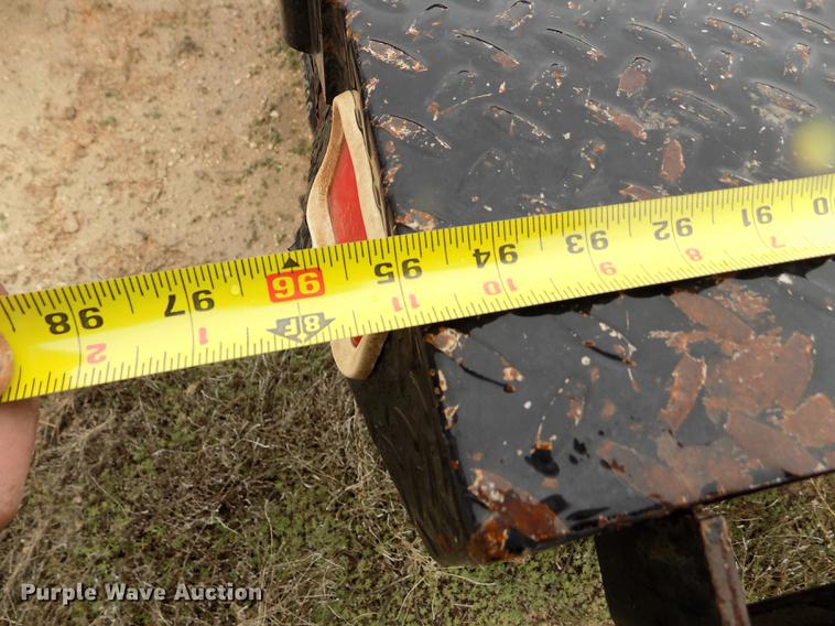 image for item FG9448 2009 Ford F350 Super Duty XL flatbed pickup truck