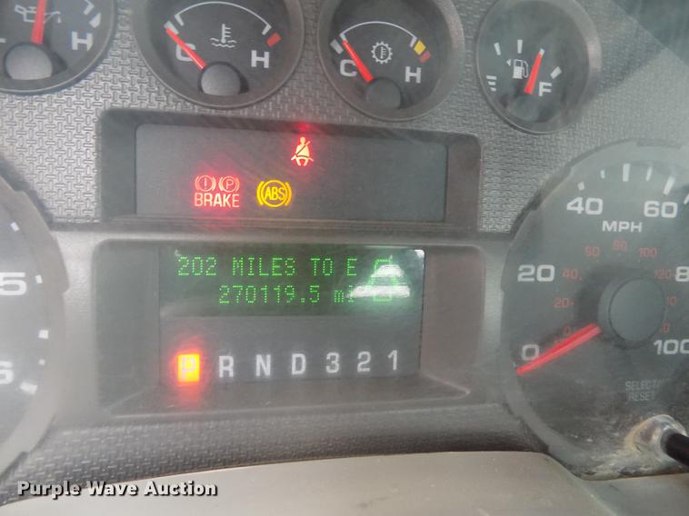 image for item FG9449 2009 Ford F350 Super Duty XL flatbed pickup truck