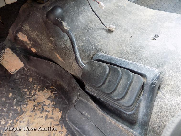 image for item FG9449 2009 Ford F350 Super Duty XL flatbed pickup truck