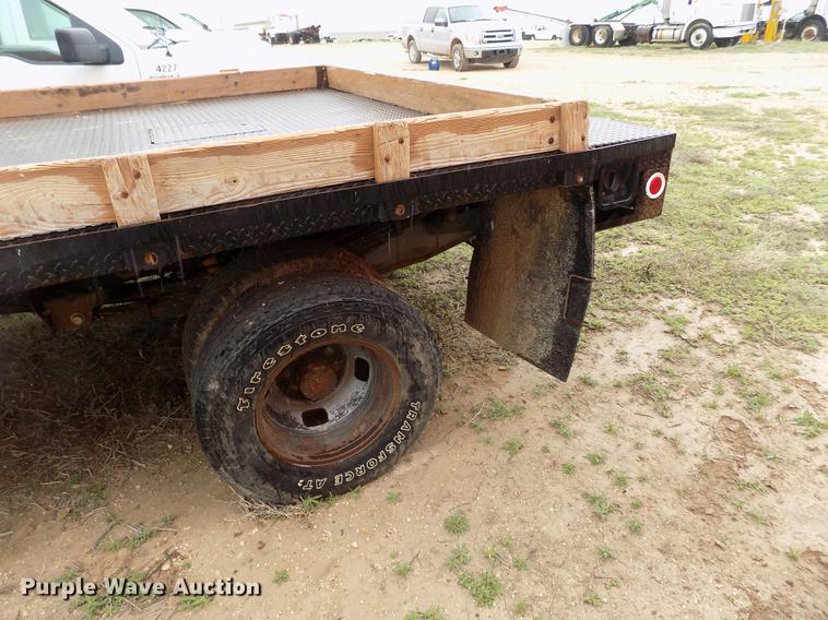 image for item FG9449 2009 Ford F350 Super Duty XL flatbed pickup truck