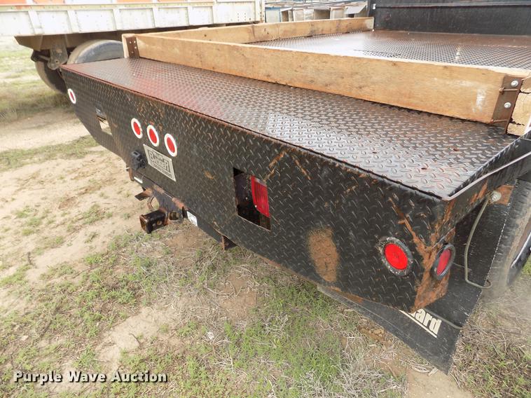 image for item FG9449 2009 Ford F350 Super Duty XL flatbed pickup truck