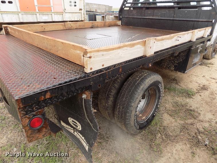 image for item FG9449 2009 Ford F350 Super Duty XL flatbed pickup truck