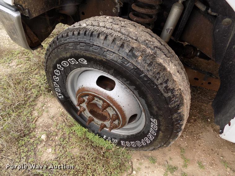 image for item FG9449 2009 Ford F350 Super Duty XL flatbed pickup truck