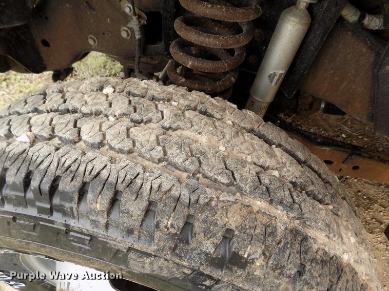 image for item FG9449 2009 Ford F350 Super Duty XL flatbed pickup truck