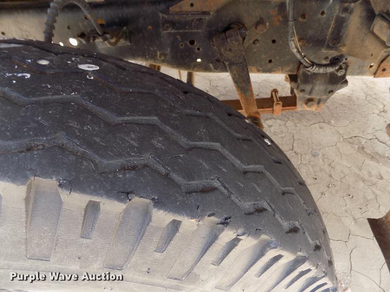 image for item FG9491 1976 Ford F600 tank truck