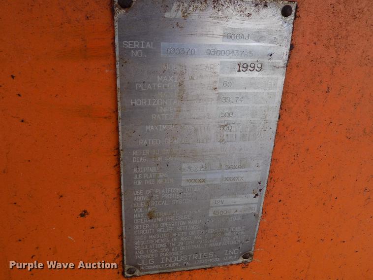 image for item FG9492 1999 JLG 600AJ boom lift
