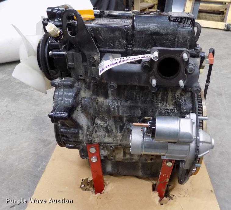 image for item FH9165 2012 Yanmar 3TNM72-A 0.904L three cylinder diesel engine