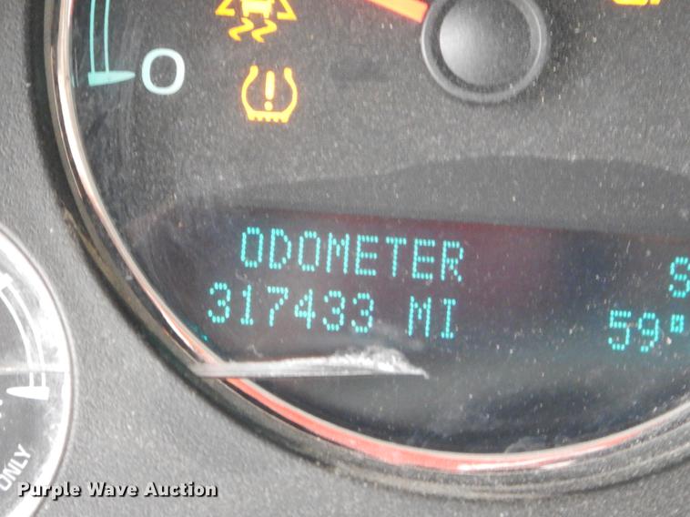 image for item FH9323 2009 GMC Sierra 2500HD Crew Cab pickup truck