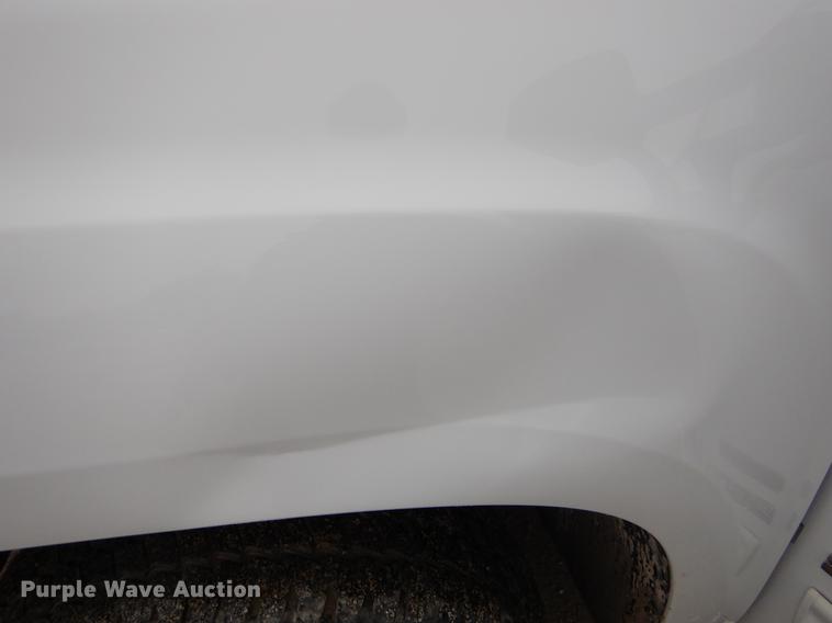 image for item FH9323 2009 GMC Sierra 2500HD Crew Cab pickup truck