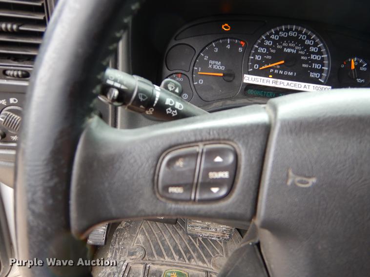 image for item FH9324 2006 Chevrolet Silverado 2500HD Ext. Cab pickup truck