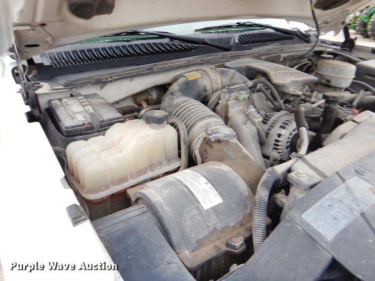 image for item FH9324 2006 Chevrolet Silverado 2500HD Ext. Cab pickup truck