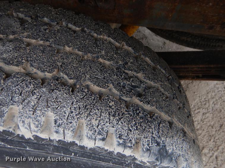 image for item FH9324 2006 Chevrolet Silverado 2500HD Ext. Cab pickup truck