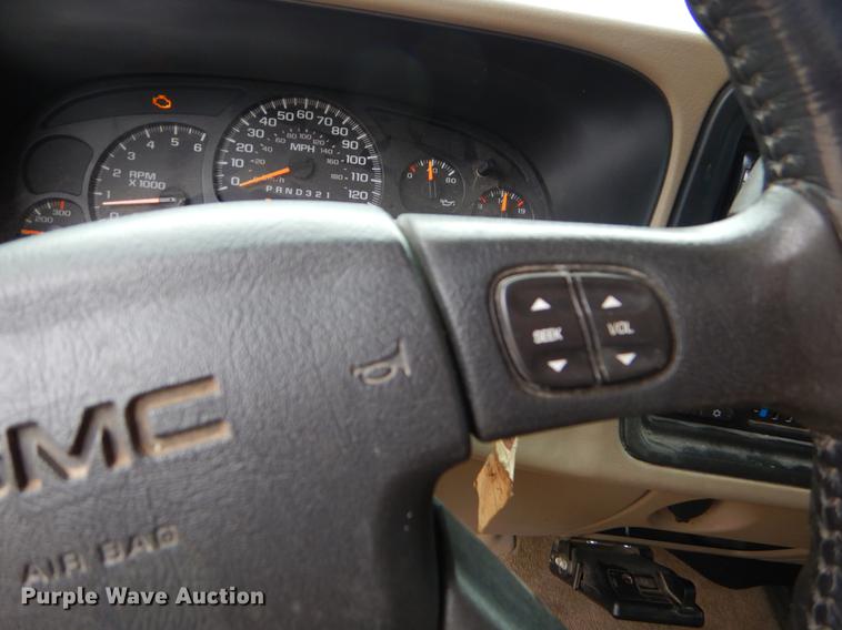 image for item FH9325 2006 GMC Sierra 2500HD Ext. Cab pickup truck