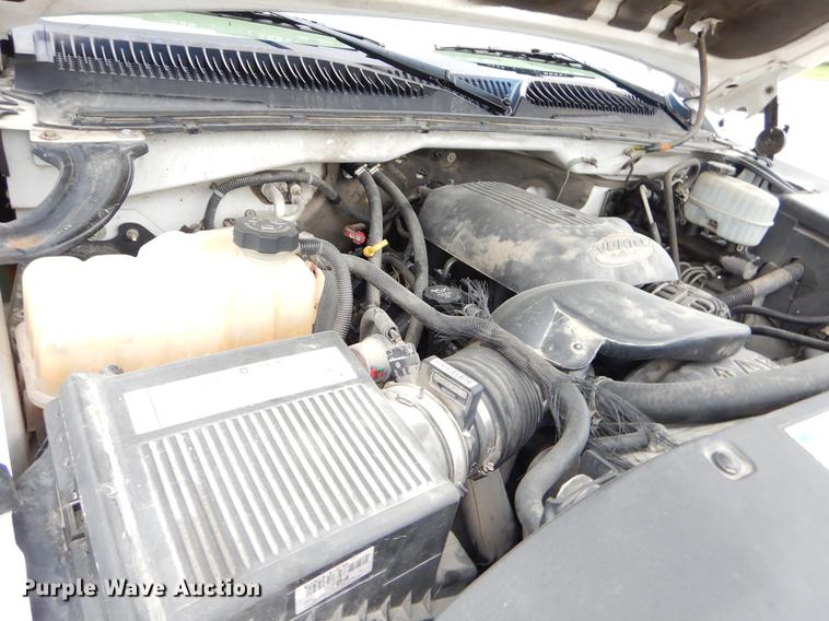 image for item FH9325 2006 GMC Sierra 2500HD Ext. Cab pickup truck