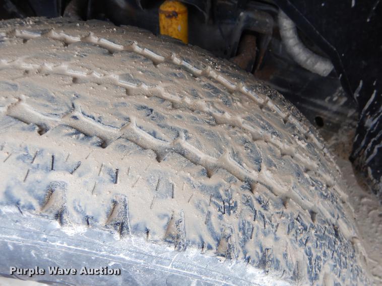 image for item FH9325 2006 GMC Sierra 2500HD Ext. Cab pickup truck