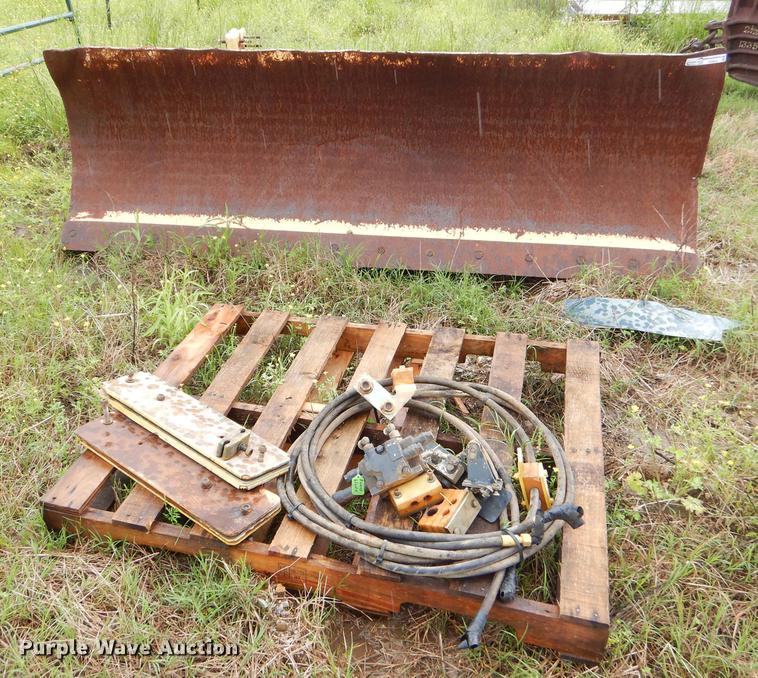 image for item FH9441 Backfill blade