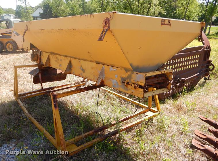 image for item FH9442 Flink FM-8 spreader