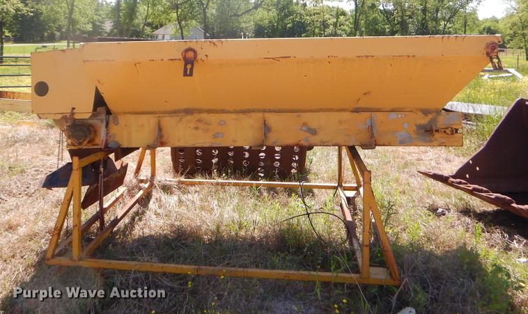 image for item FH9442 Flink FM-8 spreader