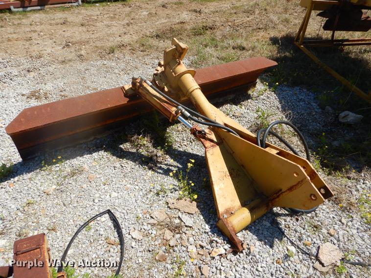 image for item FH9444 Blade