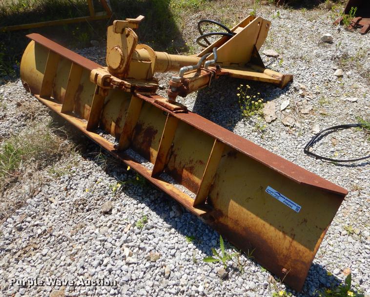 image for item FH9444 Blade