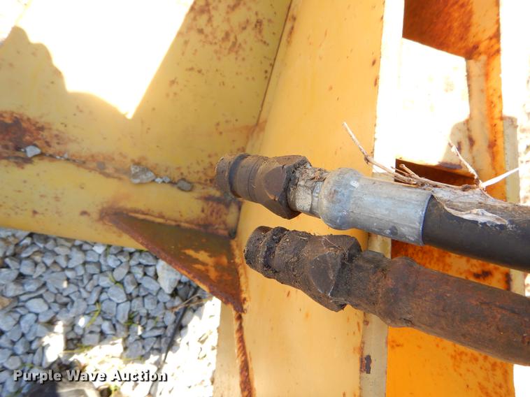 image for item FH9444 Blade