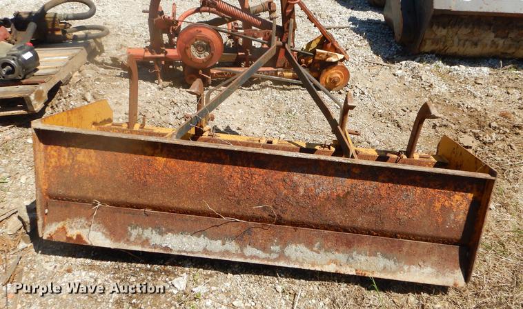 image for item FH9447 Box blade