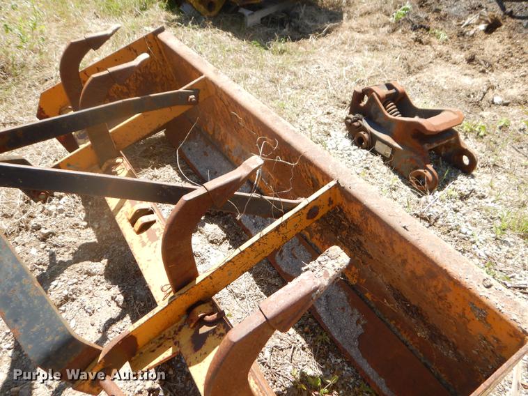 image for item FH9447 Box blade