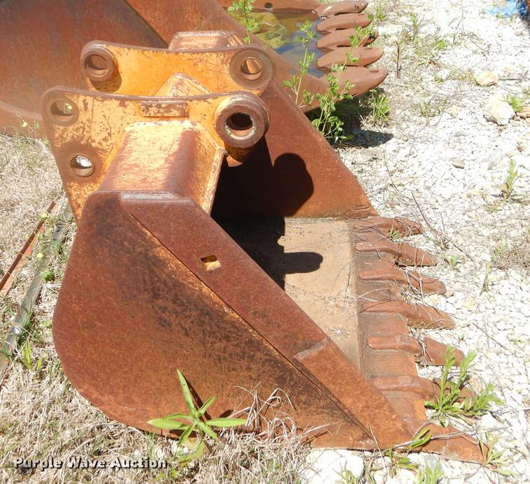 image for item FH9451 34"W bucket