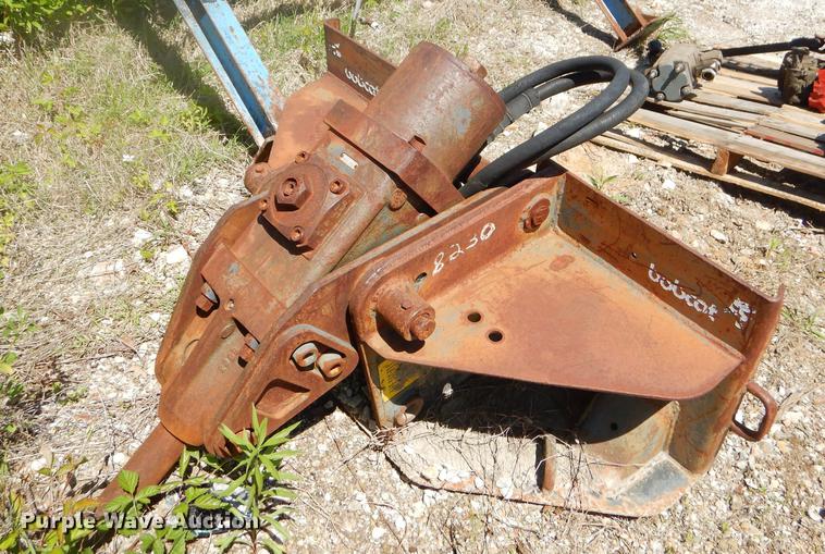 image for item FH9453 Melroe 2500 skid steer hammer