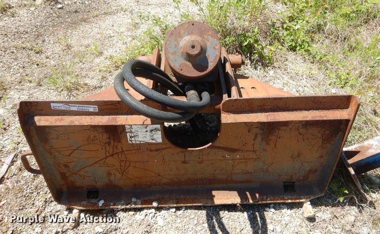 image for item FH9453 Melroe 2500 skid steer hammer