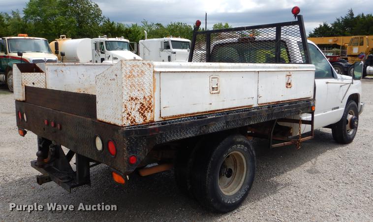 image for item FH9457 1999 Chevrolet C3500 flatbed pickup truck
