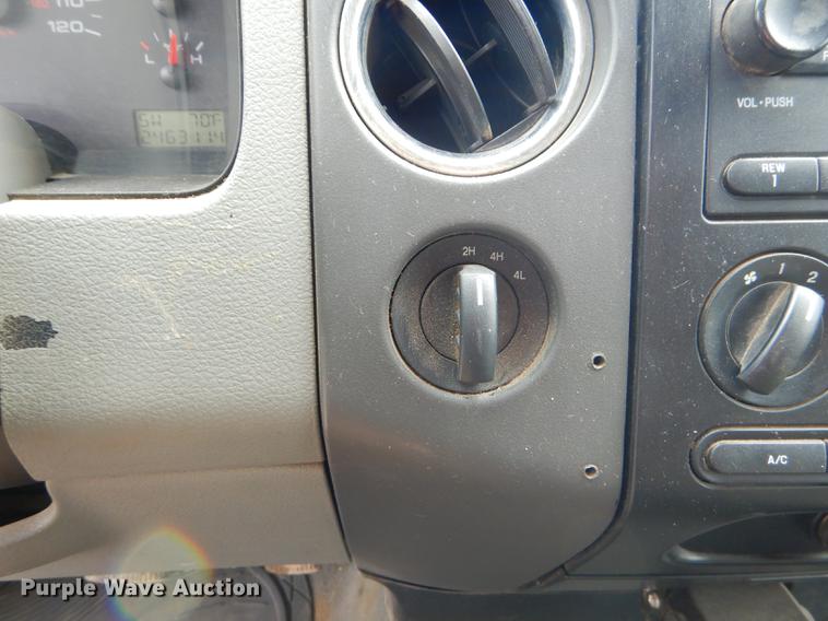 image for item FH9458 2007 Ford F150 XLT SuperCrew pickup truck