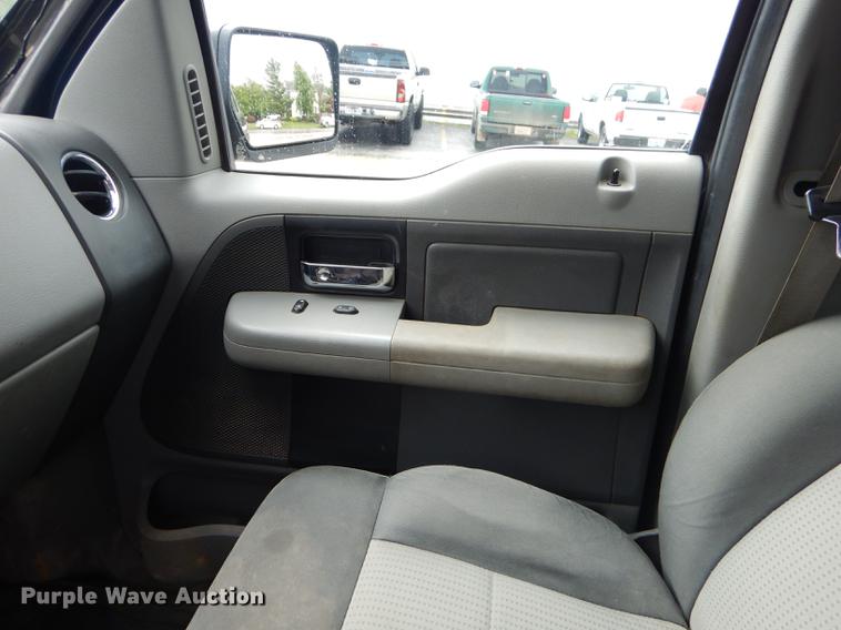 image for item FH9458 2007 Ford F150 XLT SuperCrew pickup truck