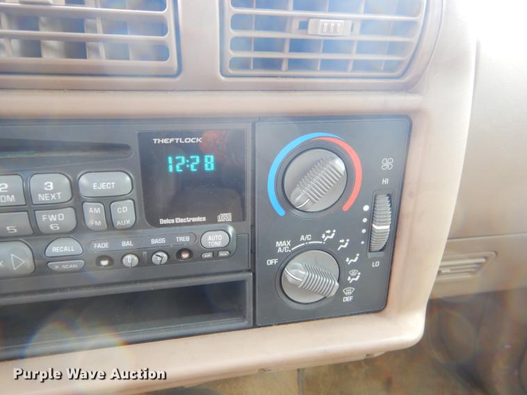 image for item FH9459 1997 Chevrolet Blazer SUV