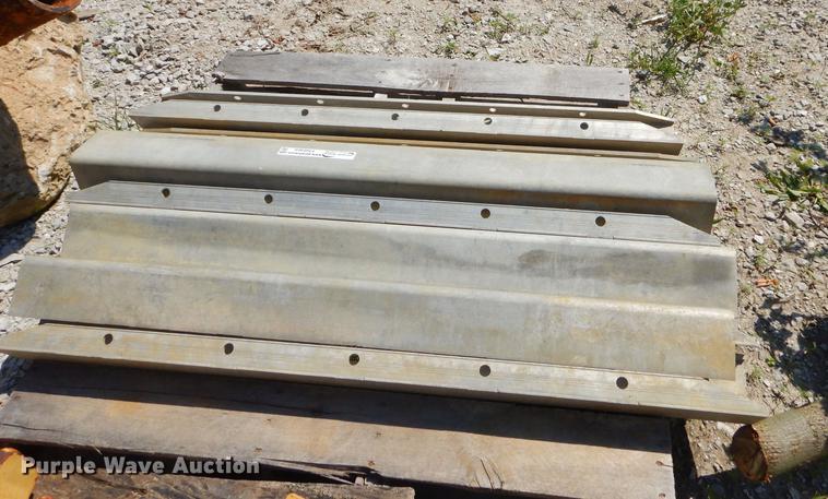 image for item FH9469 Western aluminum concrete corner forms