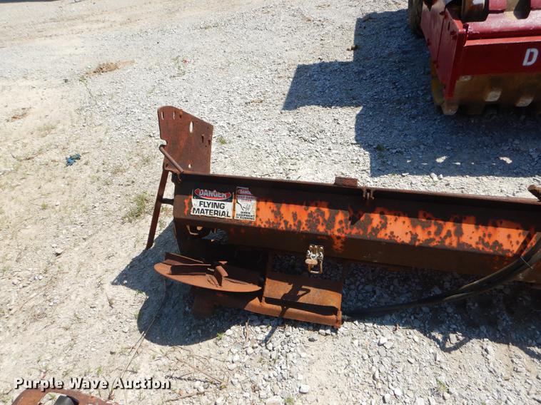 image for item FH9471 (2) tailgate spreaders and arrow board