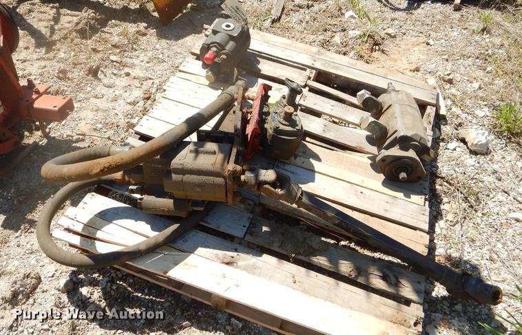 image for item FH9475 (4) pumps