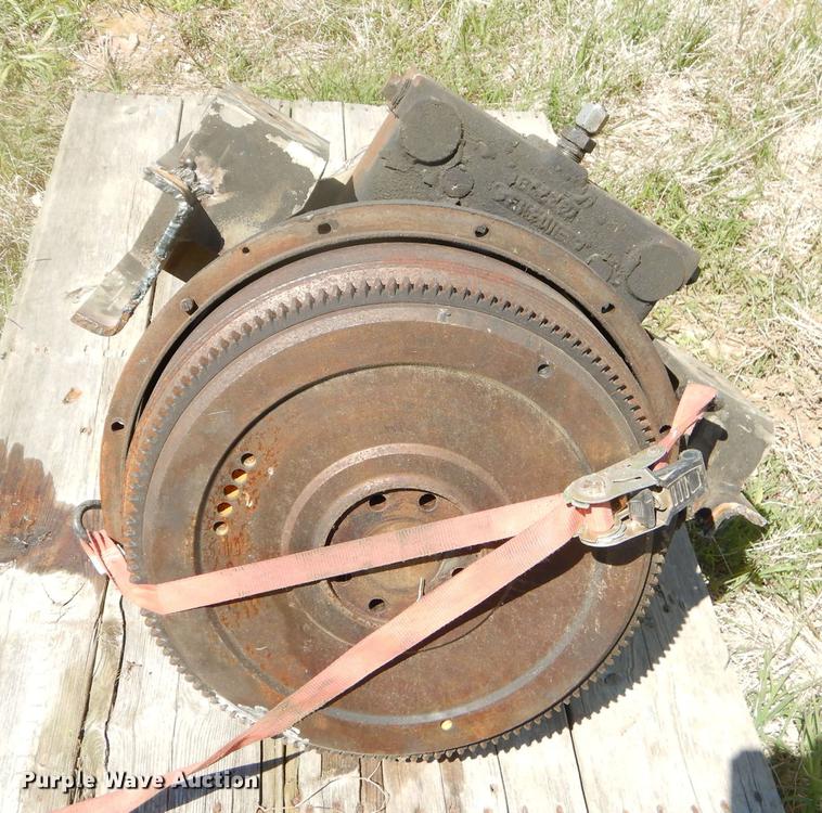 image for item FH9476 Four cylinder diesel engine