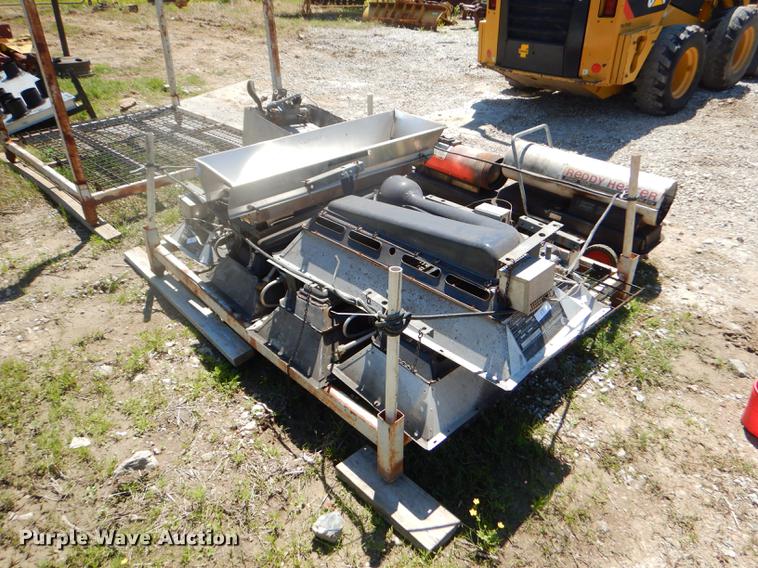 image for item FH9478 Approximately 8 heaters