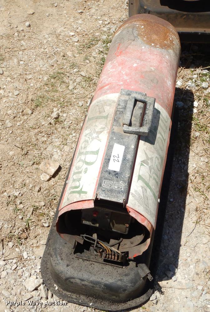 image for item FH9478 Approximately 8 heaters