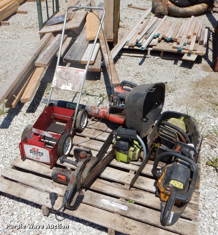 image for item FH9481 (3) chainsaws