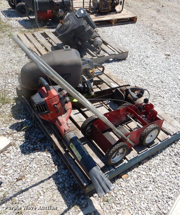 image for item FH9481 (3) chainsaws