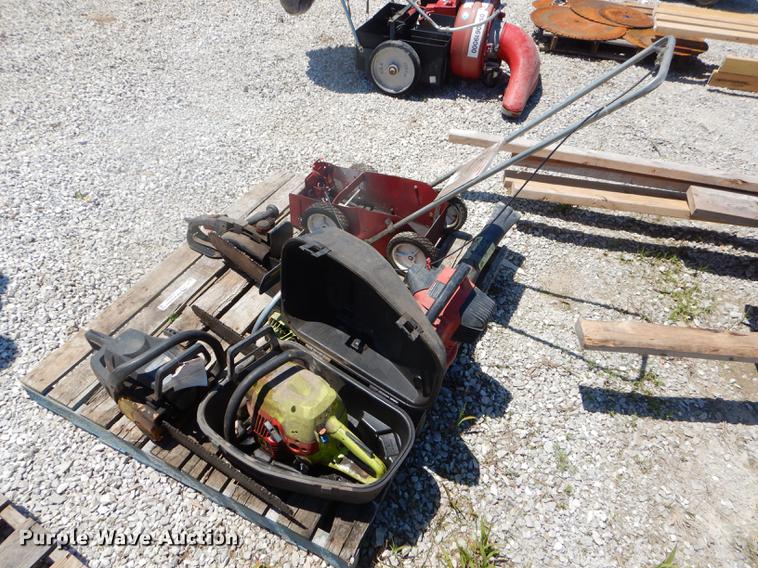 image for item FH9481 (3) chainsaws