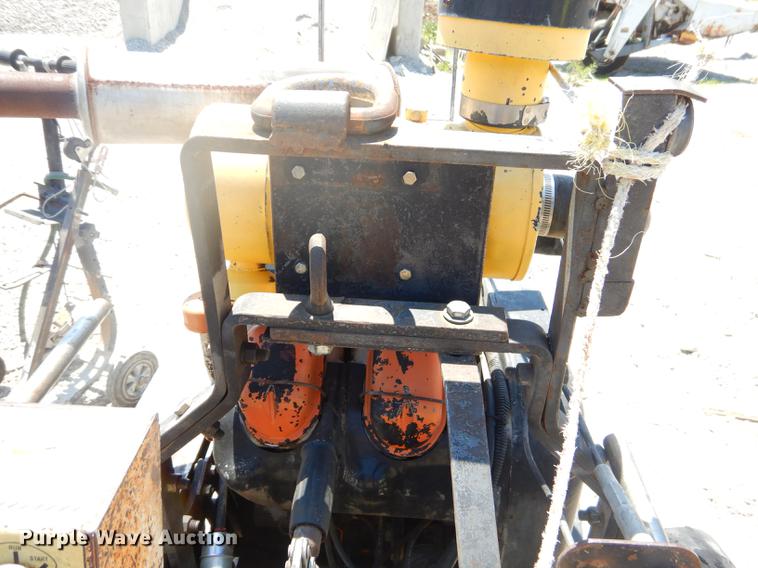 image for item FH9483 Concrete saws